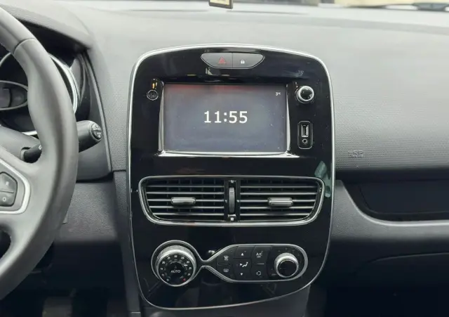 RENAULT Clio ENERGY TCe 120 LIMITED 2018