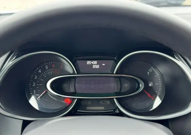 RENAULT Clio ENERGY TCe 120 LIMITED 2018