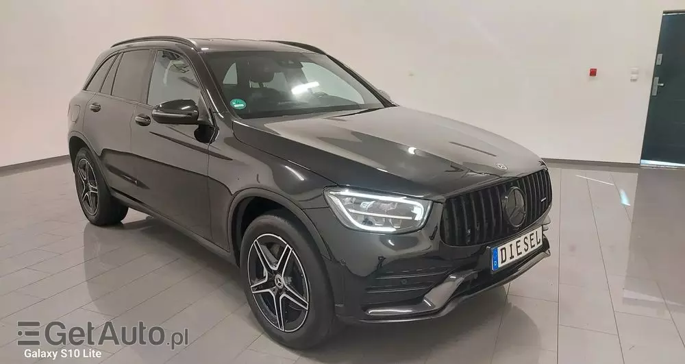 MERCEDES-BENZ GLC 300 d 4Matic 9G-TRONIC AMG Line Plus