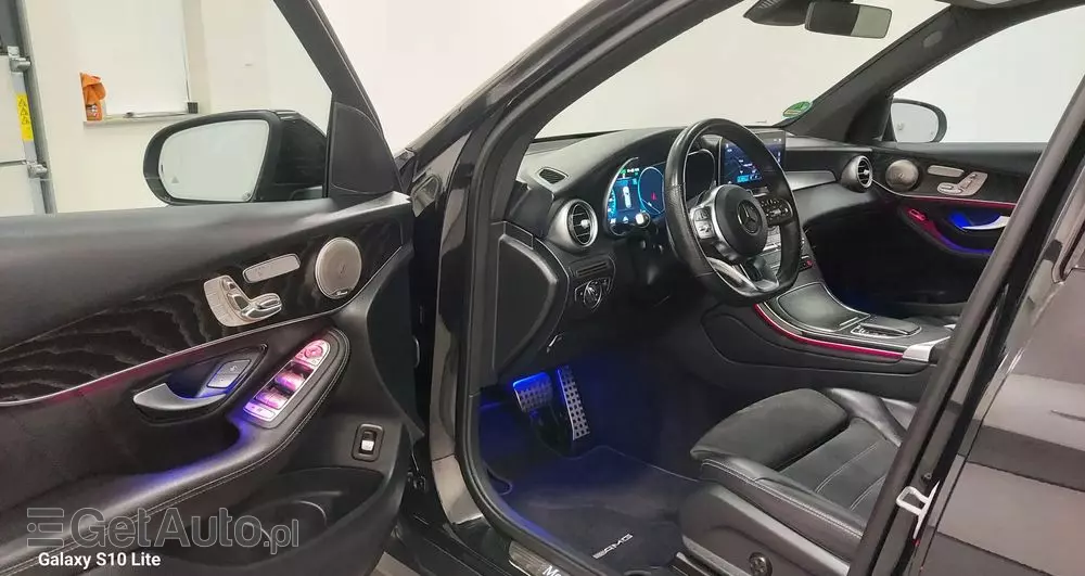 MERCEDES-BENZ GLC 300 d 4Matic 9G-TRONIC AMG Line Plus