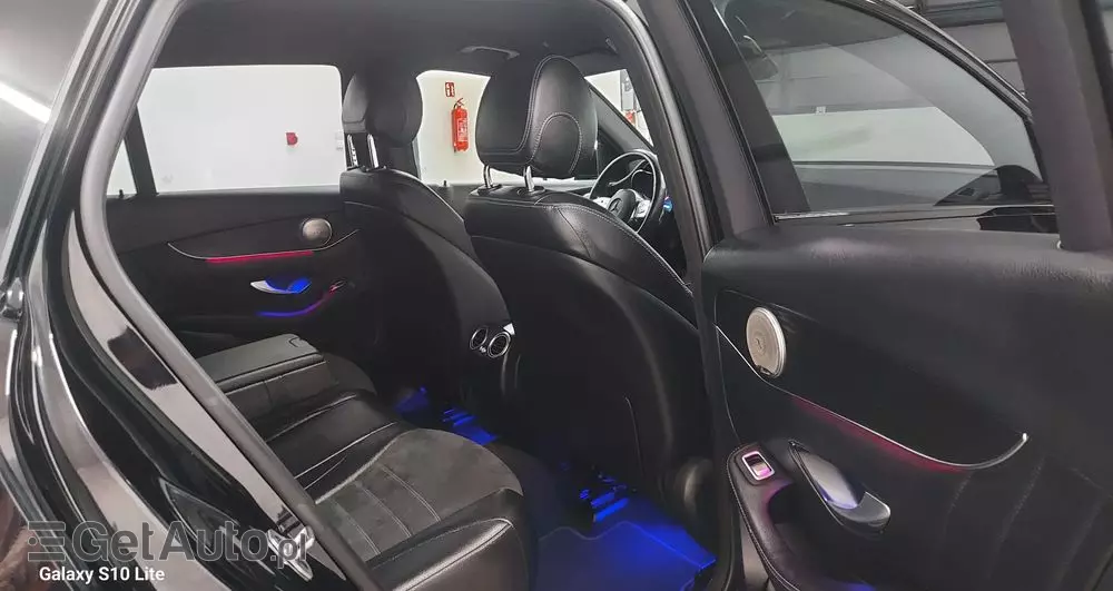 MERCEDES-BENZ GLC 300 d 4Matic 9G-TRONIC AMG Line Plus