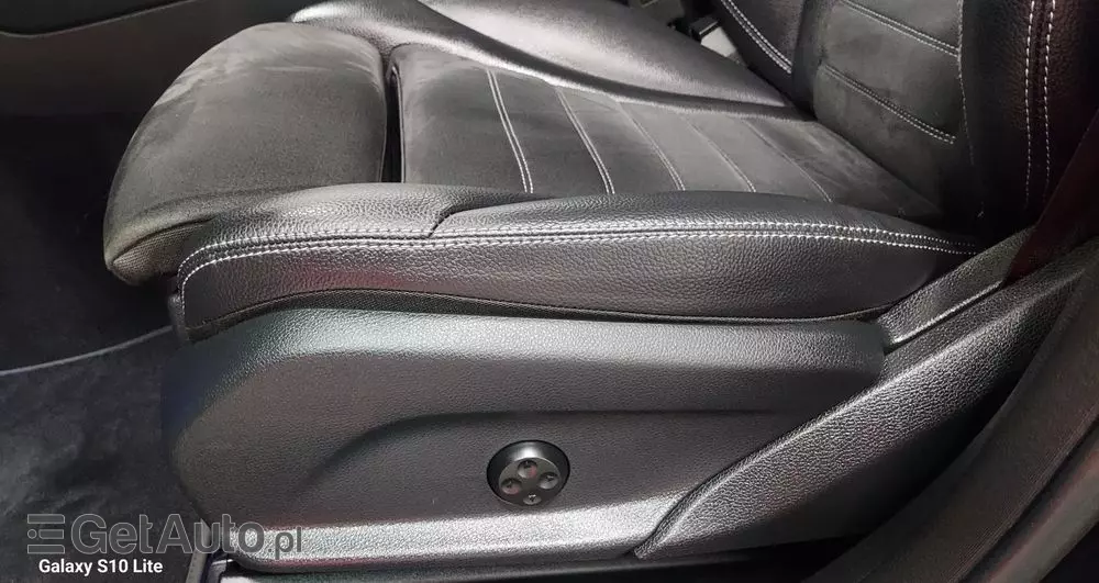 MERCEDES-BENZ GLC 300 d 4Matic 9G-TRONIC AMG Line Plus