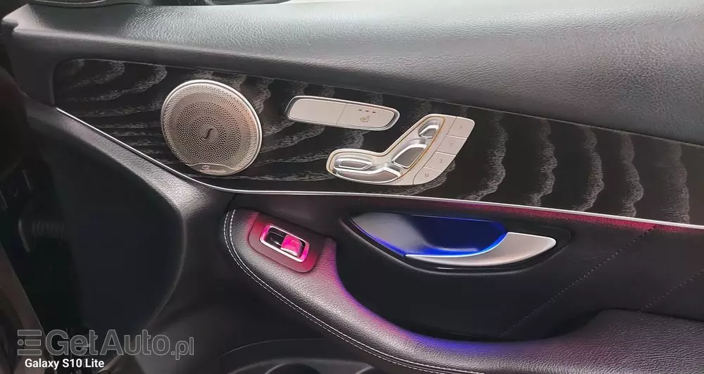 MERCEDES-BENZ GLC 300 d 4Matic 9G-TRONIC AMG Line Plus