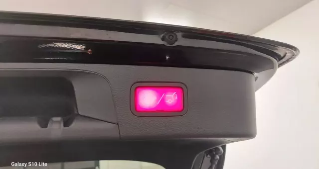 MERCEDES-BENZ GLC 300 d 4Matic 9G-TRONIC AMG Line Plus