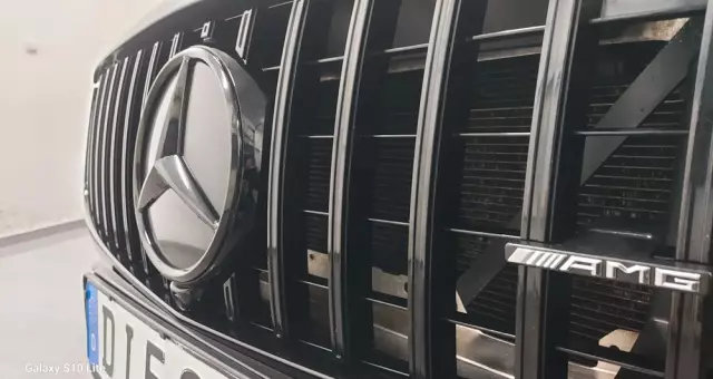 MERCEDES-BENZ GLC 300 d 4Matic 9G-TRONIC AMG Line Plus