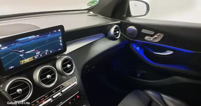 MERCEDES-BENZ GLC 300 d 4Matic 9G-TRONIC AMG Line Plus