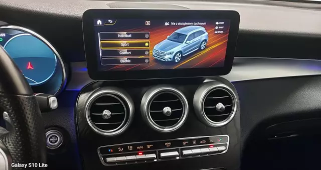 MERCEDES-BENZ GLC 300 d 4Matic 9G-TRONIC AMG Line Plus