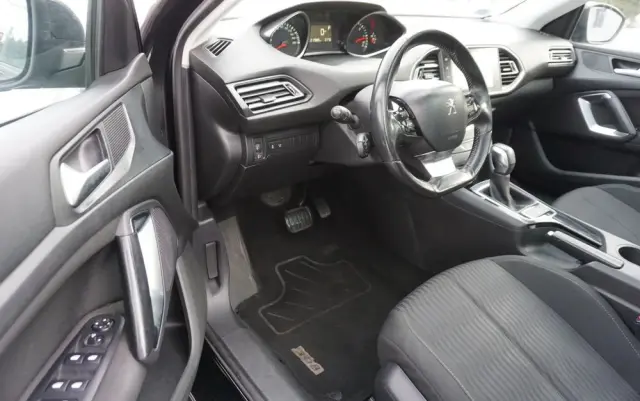 PEUGEOT 308 BlueHDi 120 EAT6 Stop & Start Allure