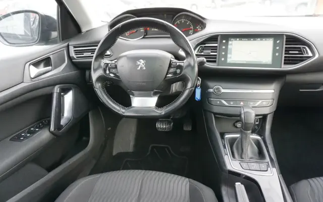 PEUGEOT 308 BlueHDi 120 EAT6 Stop & Start Allure