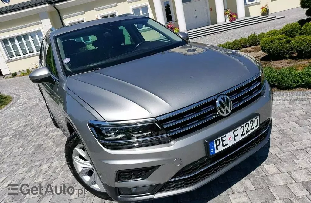 VOLKSWAGEN Tiguan 