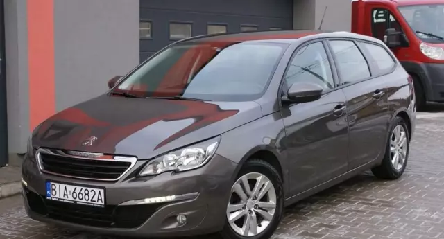 PEUGEOT 308 