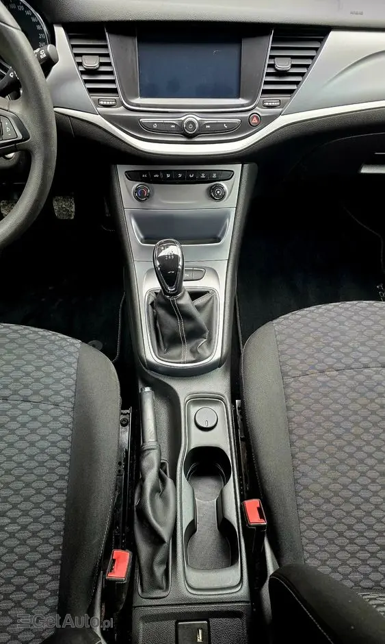 OPEL Astra 1.4 Turbo Active