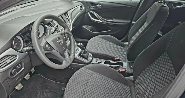 OPEL Astra 1.4 Turbo Active