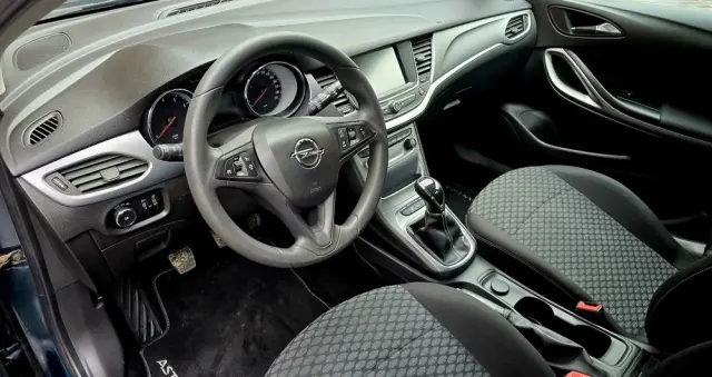 OPEL Astra 1.4 Turbo Active