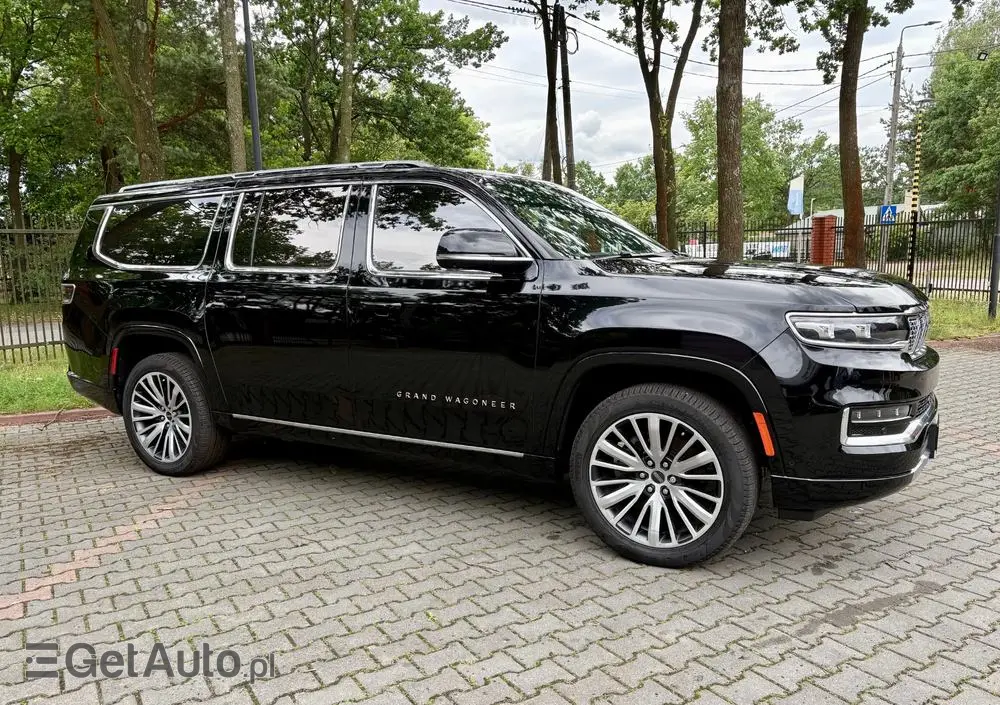 JEEP Grand Wagoneer 