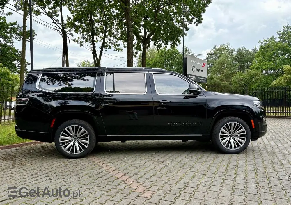 JEEP Grand Wagoneer 