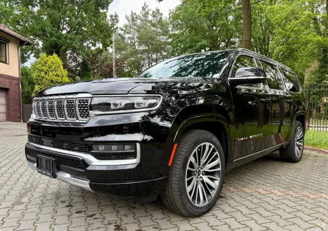 JEEP Grand Wagoneer 