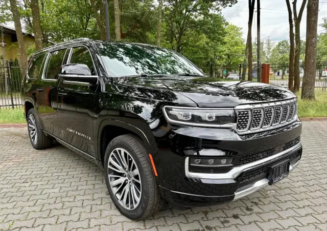 JEEP Grand Wagoneer 
