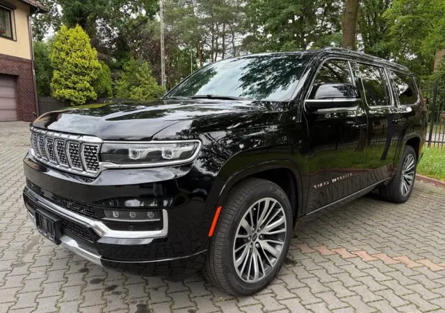 JEEP Grand Wagoneer 