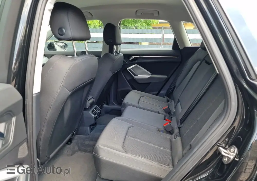 AUDI Q3 35 TDI S tronic advanced