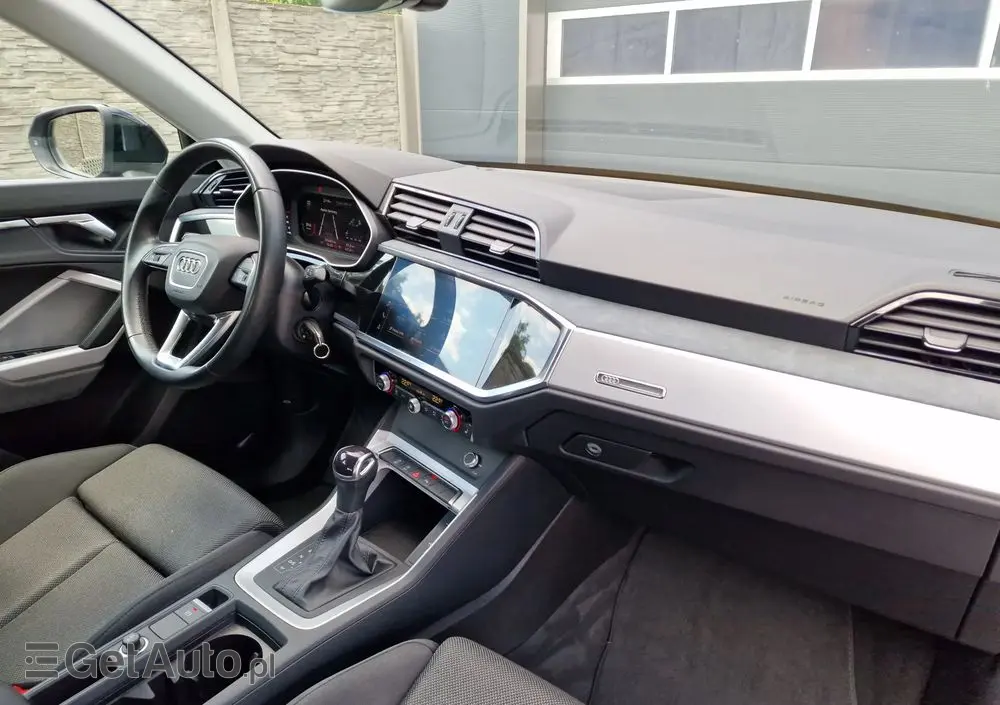 AUDI Q3 35 TDI S tronic advanced