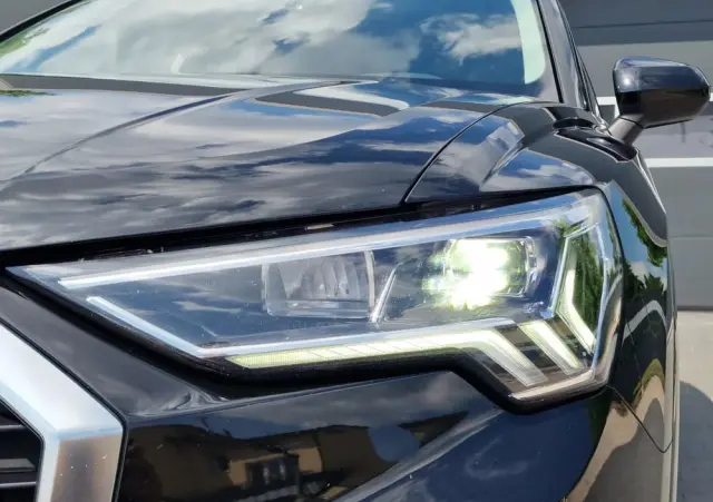 AUDI Q3 35 TDI S tronic advanced