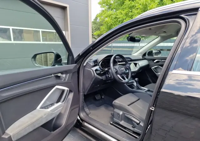 AUDI Q3 35 TDI S tronic advanced