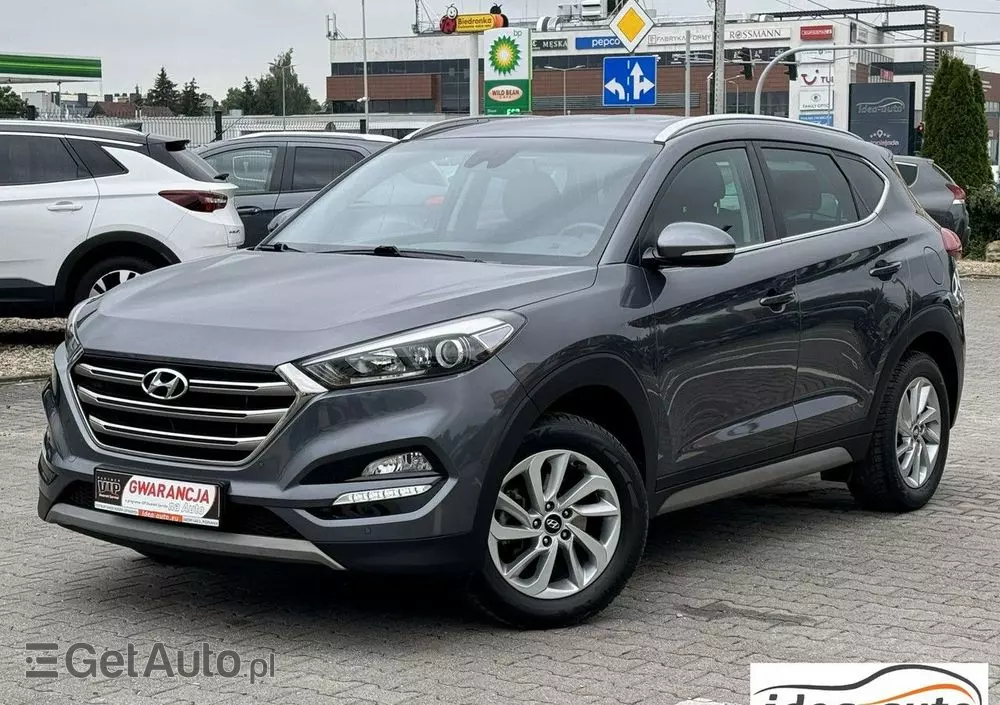 HYUNDAI Tucson 