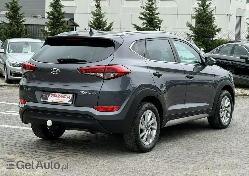 HYUNDAI Tucson 
