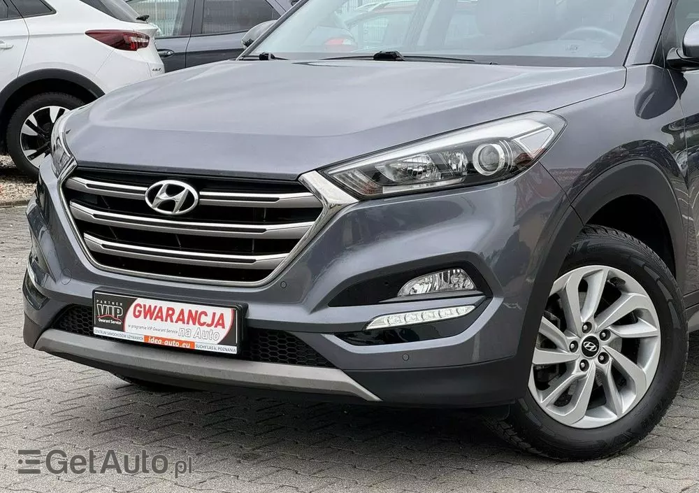 HYUNDAI Tucson 