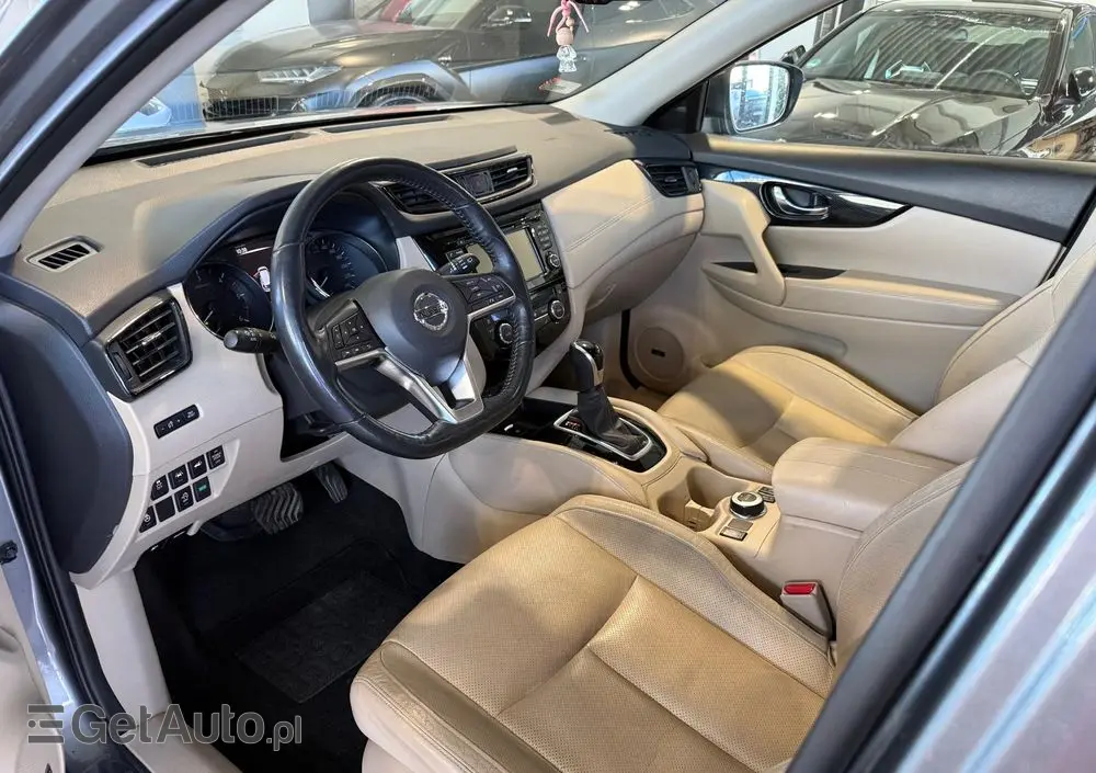 NISSAN X-Trail 1.7 dCi Tekna 4WD Xtronic