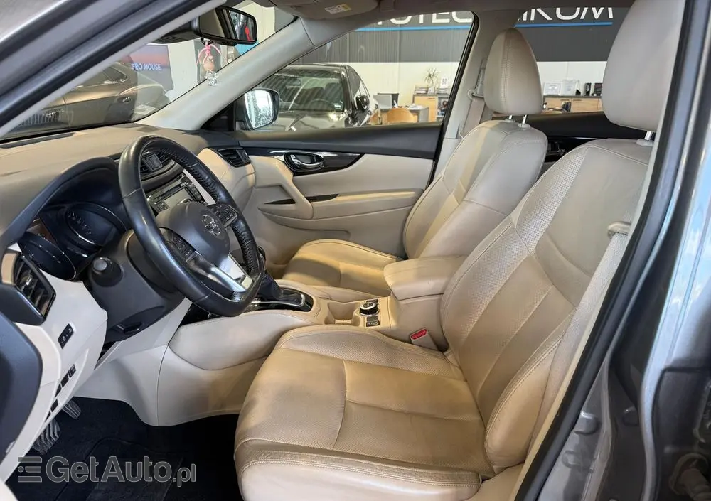 NISSAN X-Trail 1.7 dCi Tekna 4WD Xtronic