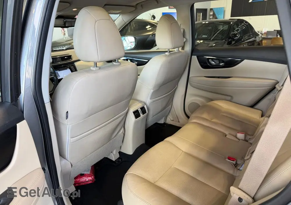 NISSAN X-Trail 1.7 dCi Tekna 4WD Xtronic