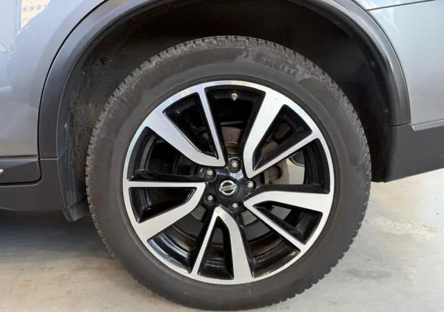 NISSAN X-Trail 1.7 dCi Tekna 4WD Xtronic