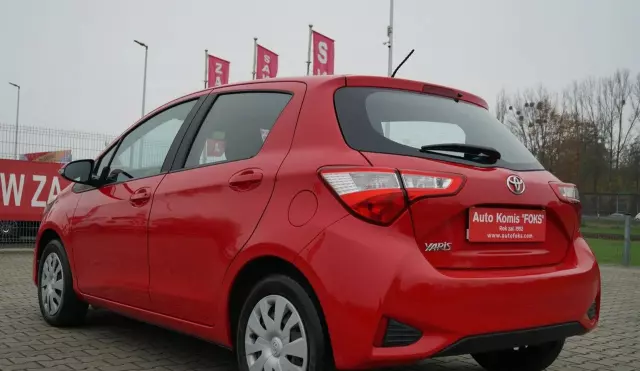 TOYOTA Yaris 