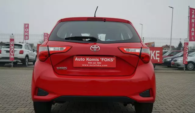 TOYOTA Yaris 