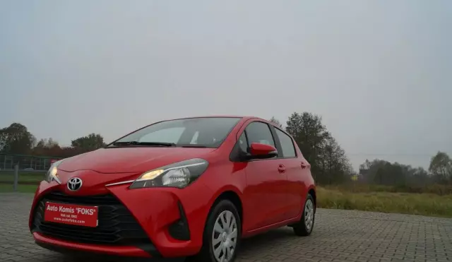 TOYOTA Yaris 