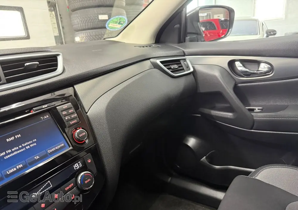 NISSAN Qashqai 1.2 DIG-T N-Vision