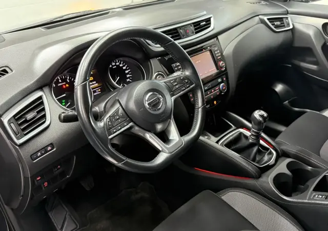 NISSAN Qashqai 1.2 DIG-T N-Vision