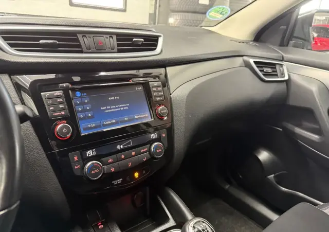 NISSAN Qashqai 1.2 DIG-T N-Vision