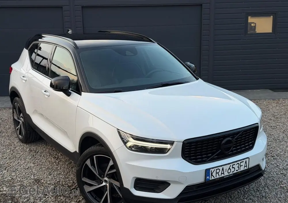 VOLVO XC 40 D4 AWD Geartronic R-Design