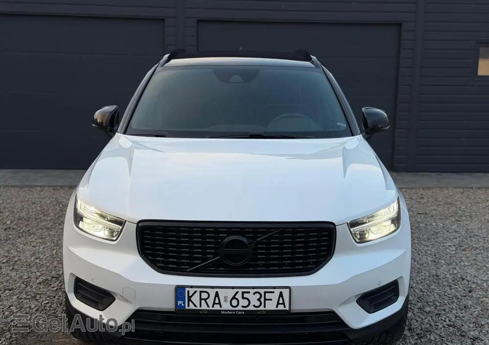 VOLVO XC 40 D4 AWD Geartronic R-Design