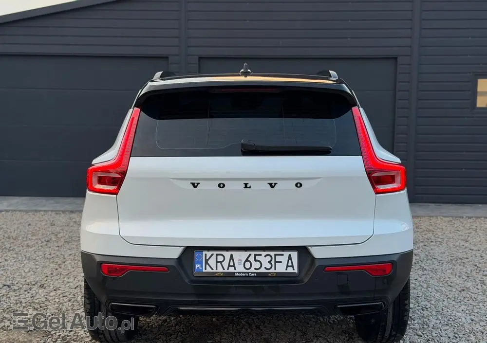 VOLVO XC 40 D4 AWD Geartronic R-Design