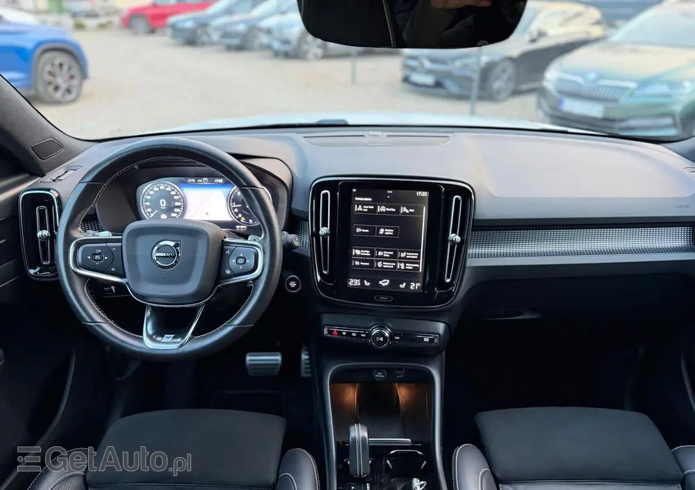 VOLVO XC 40 D4 AWD Geartronic R-Design