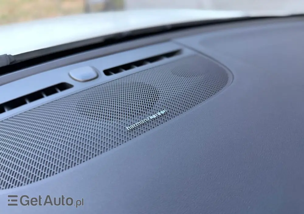 VOLVO XC 40 D4 AWD Geartronic R-Design