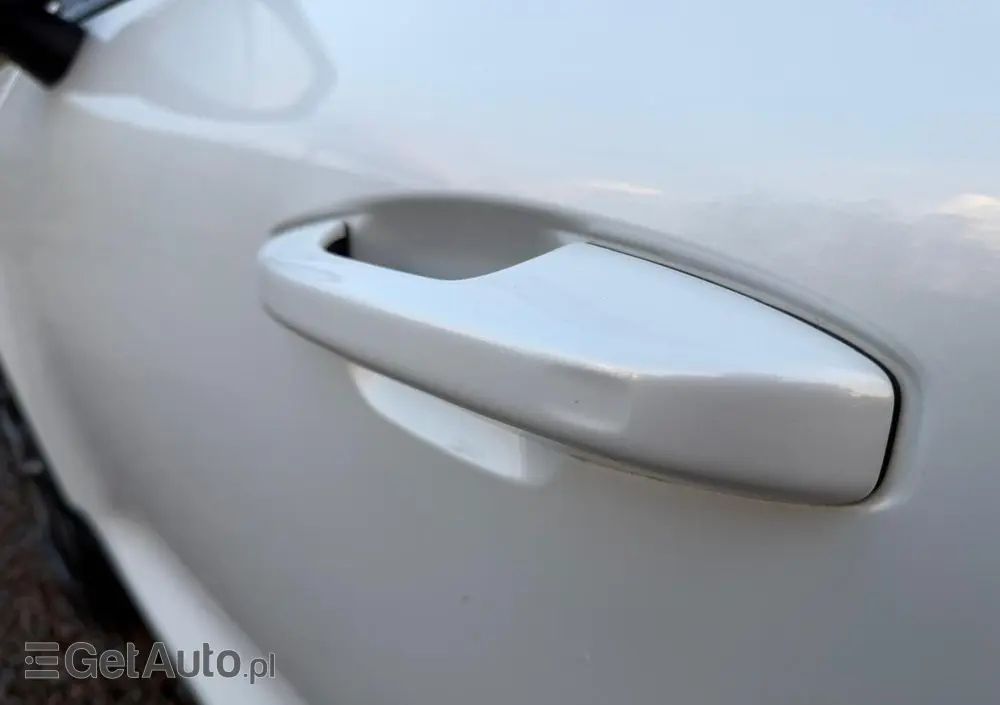 VOLVO XC 40 D4 AWD Geartronic R-Design