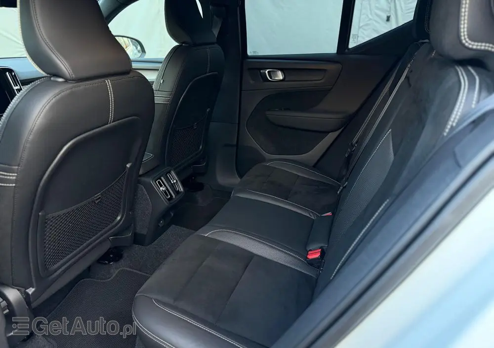 VOLVO XC 40 D4 AWD Geartronic R-Design