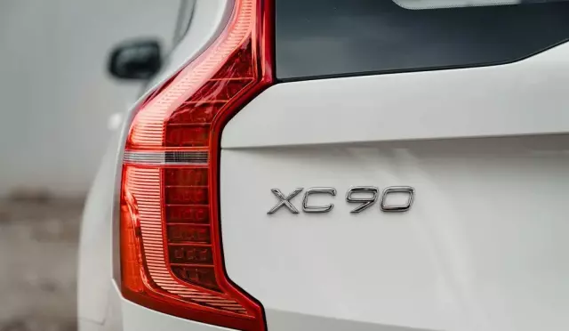 VOLVO Xc 90 