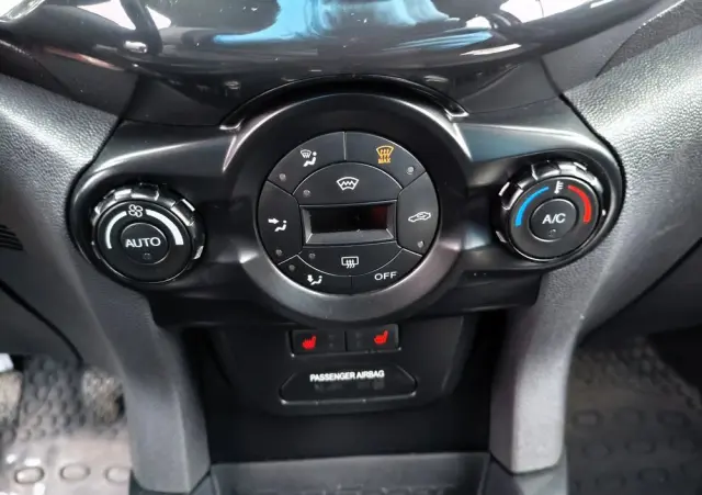 FORD EcoSport 1.0 EcoBoost TITANIUM