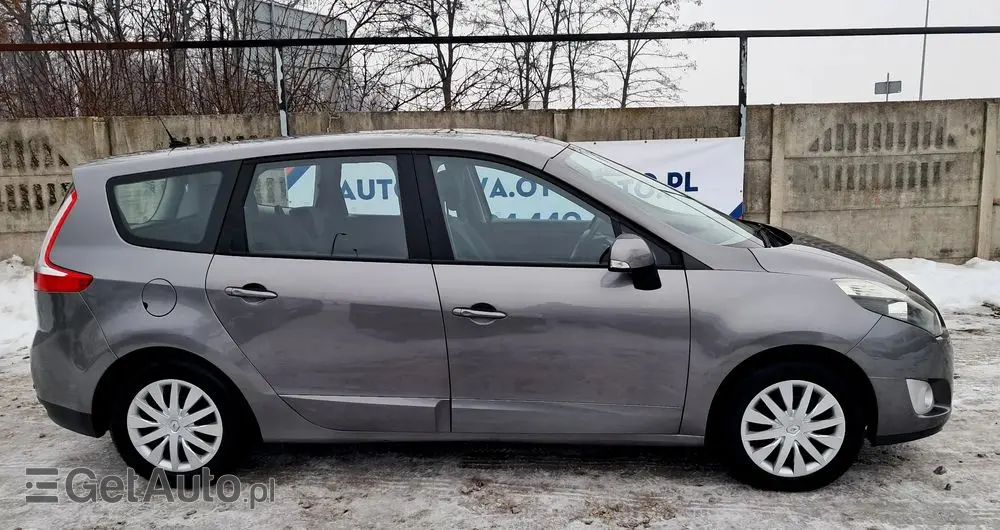 RENAULT Scenic 1.6 16V Expression